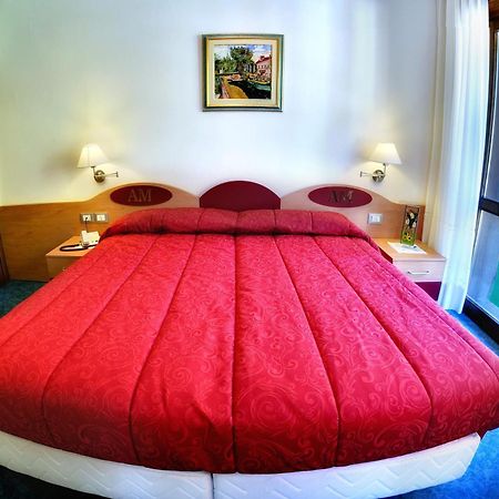 Albergo Miramonti Раби Стая снимка