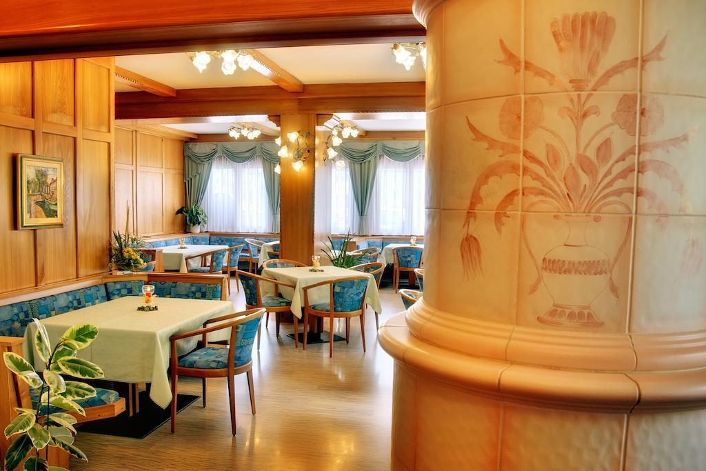 Albergo Miramonti Раби Екстериор снимка