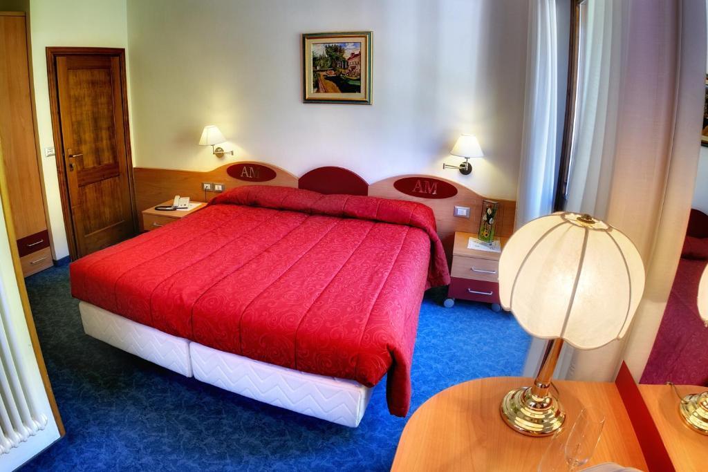 Albergo Miramonti Раби Стая снимка